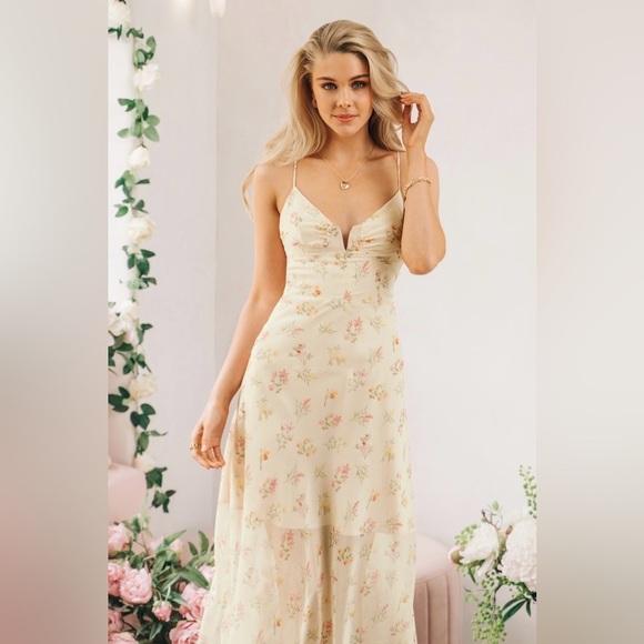 NWT CUPSHE Cala Saona V-neck Floral Slip Maxi Dress Size Small - Picture 2 of 15